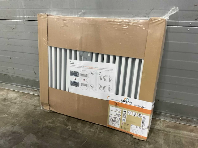 Radson compact hp 11 paneelradiator 713w (2x) - afbeelding 2 van  6