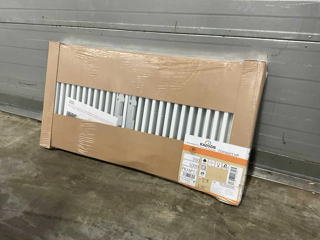 Radson compact hp 11 paneelradiator 868w (4x) - afbeelding 1 van  8
