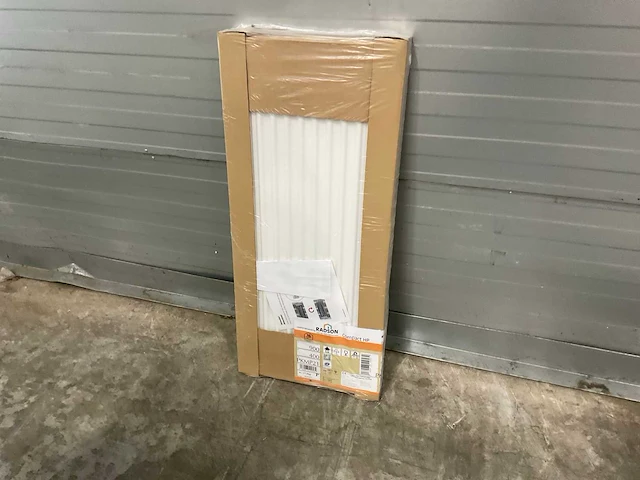 Radson compact hp 21 paneelradiator 744w (4x) - afbeelding 1 van  9