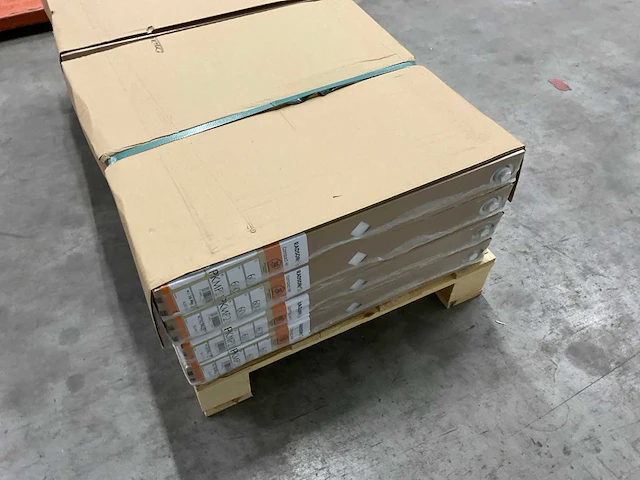 Radson compact hp 21 paneelradiator 804w (9x) - afbeelding 9 van  10