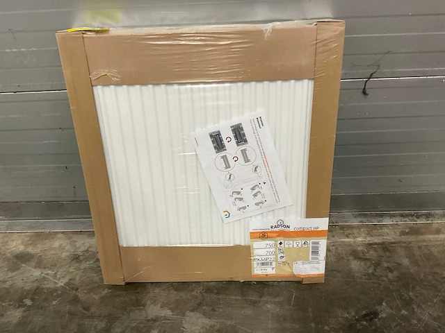 Radson compact hp 22 paneelradiator 1439w (2x) - afbeelding 4 van  7