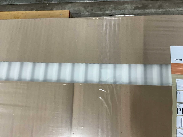 Radson compact hp 22 paneelradiator 2306w (3x) - afbeelding 2 van  3