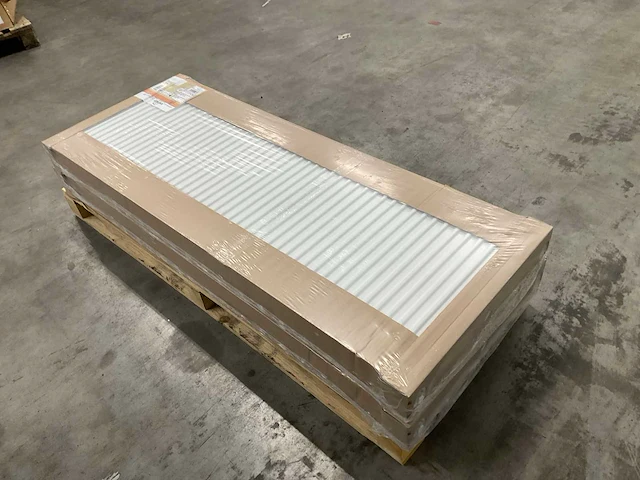 Radson compact hp 22 paneelradiator 2734w (3x) - afbeelding 7 van  7