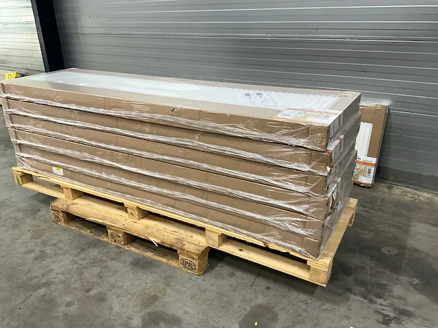 Radson compact hp 22 paneelradiator 3760w (7x) - afbeelding 3 van  5