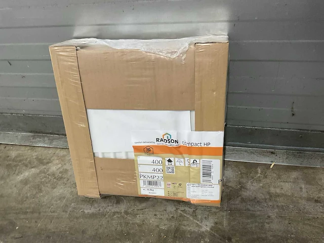 Radson compact hp 22 paneelradiator 385w (8x) - afbeelding 5 van  7