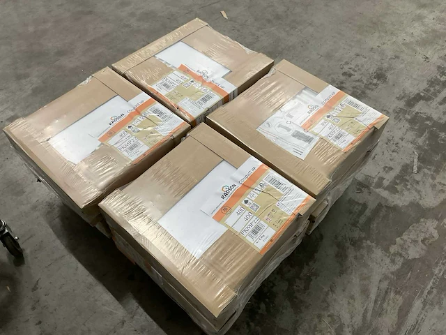 Radson compact hp 22 paneelradiator 385w (8x) - afbeelding 6 van  7