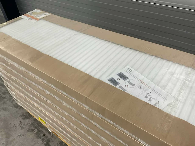 Radson compact hp 22 paneelradiator 4102w (8x) - afbeelding 4 van  6