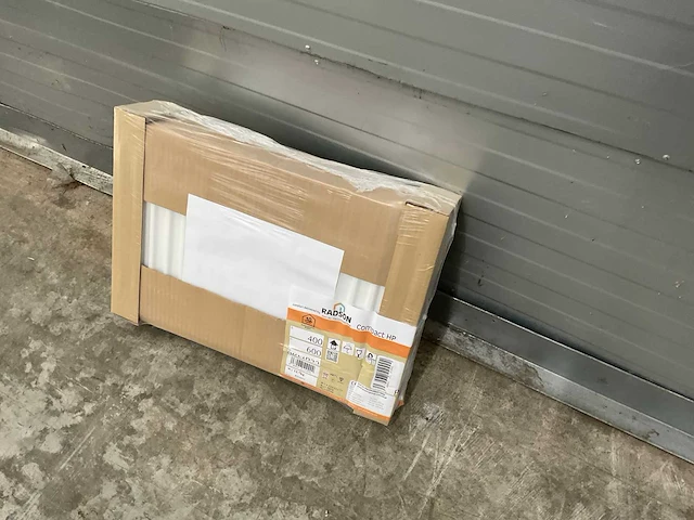 Radson compact hp 22 paneelradiator 733w (7x) - afbeelding 7 van  8