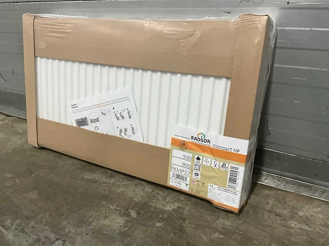 Radson compact hp 22 paneelradiator (7x) - afbeelding 1 van  6