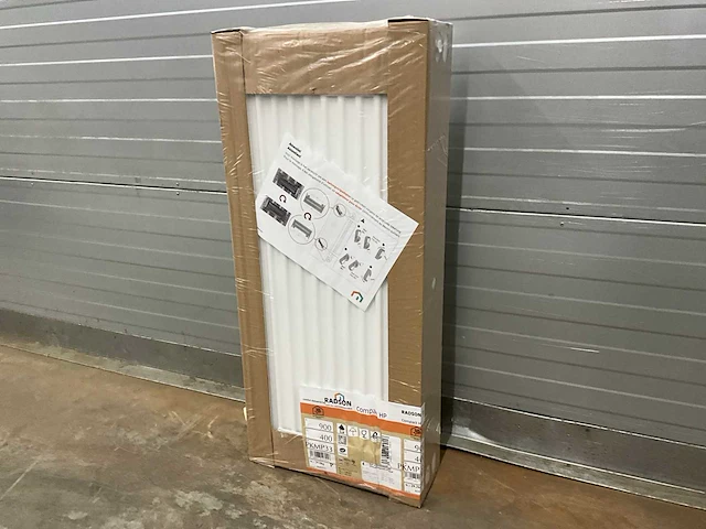 Radson compact hp 33 paneelradiator 1304w (4x) - afbeelding 1 van  5