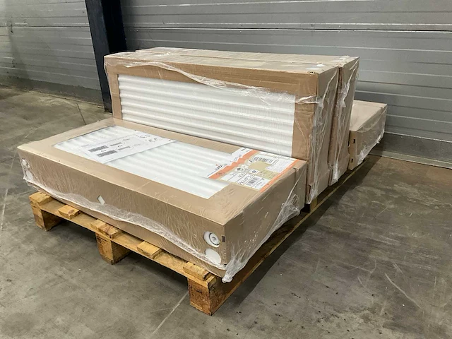 Radson compact hp 33 paneelradiator 1304w (4x) - afbeelding 5 van  5