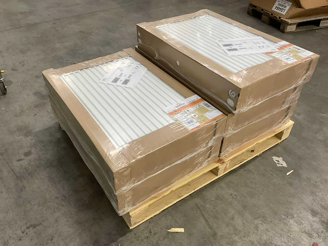 Radson compact hp 33 paneelradiator 1956w (6x) - afbeelding 9 van  9