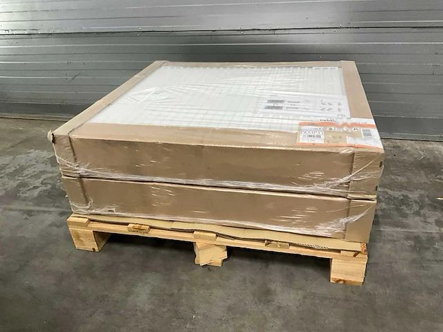Radson compact hp 33 paneelradiator 3260w (2x) - afbeelding 2 van  5