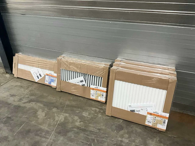 Radson diverse radiatoren (6x) - afbeelding 2 van  6