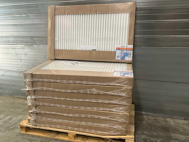 Radson integra flex 8c 22 paneelradiator 2466w (8x) - afbeelding 1 van  5