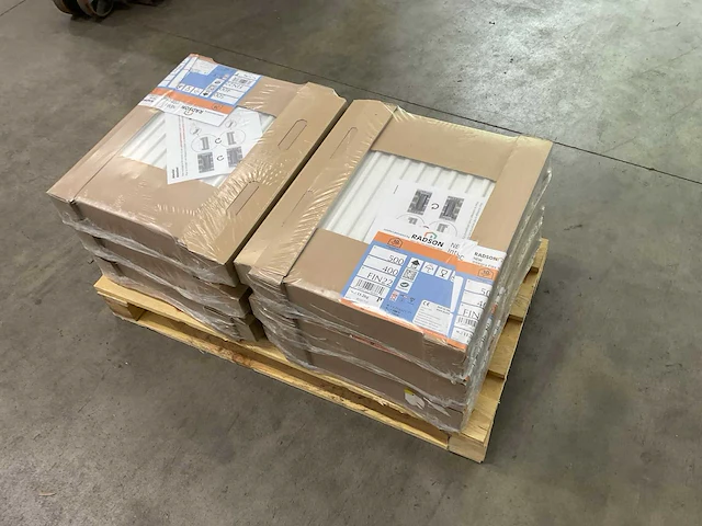 Radson integra flex-8c 22 paneelradiator 588w (7x) - afbeelding 8 van  10