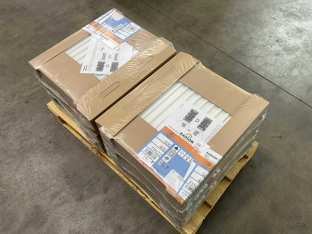 Radson integra flex-8c 22 paneelradiator 588w (7x) - afbeelding 10 van  10