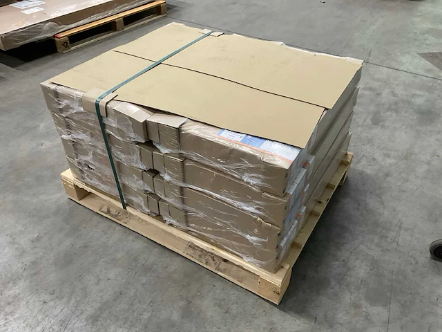Radson integra flex-8c 22 paneelradiator 822w (8x) - afbeelding 8 van  8