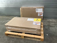 Radson parada flex 8 c 22 paneelradiator 1844w (3x) - afbeelding 2 van  7