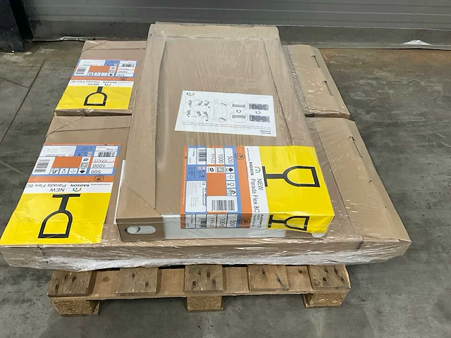 Radson parada flex-8c 22 paneelradiator 1444w (3x) - afbeelding 5 van  5
