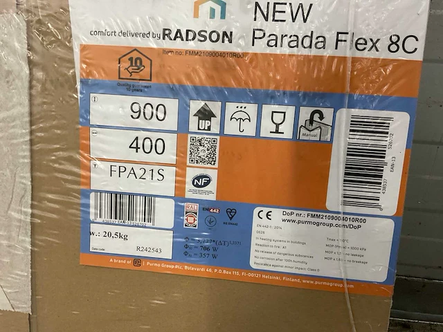 Radson parada flex-8c 22 paneelradiator 920w (3x) - afbeelding 4 van  5