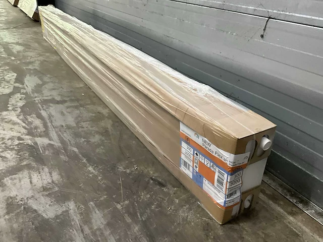 Radson parada flex 8c 33 paneelradiator 3942w - afbeelding 4 van  4