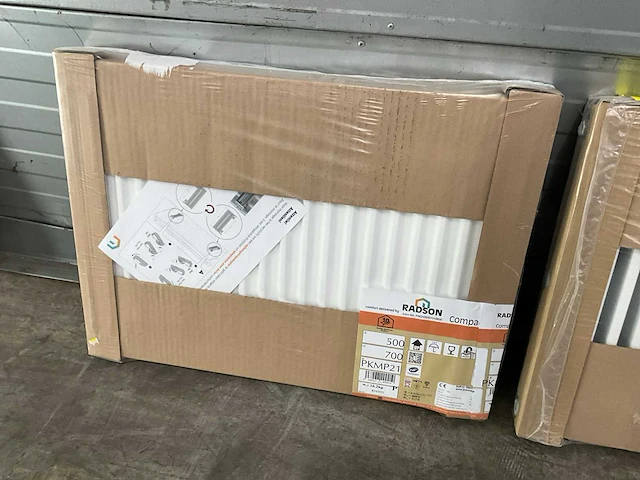 Radson partij diverse paneelradiatoren - afbeelding 2 van  11