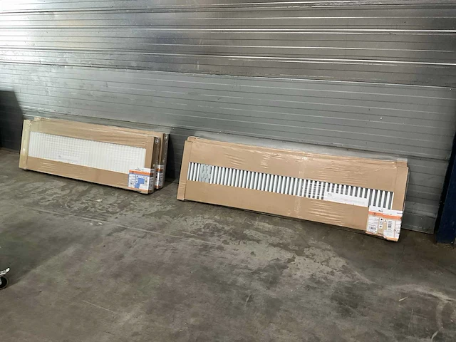 Radson partij diverse radiatoren (4x) - afbeelding 1 van  7