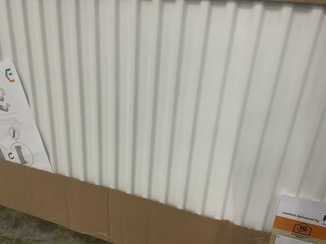 Radson partij diverse radiatoren (5x) - afbeelding 11 van  12