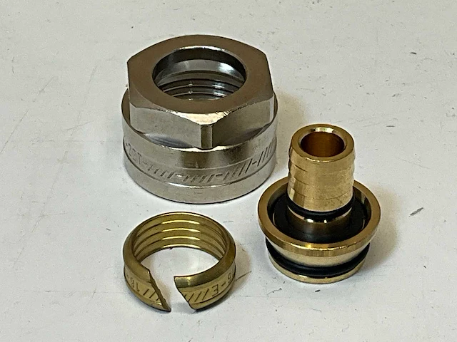 Radson purmo radiator adapter (130x) - afbeelding 1 van  4