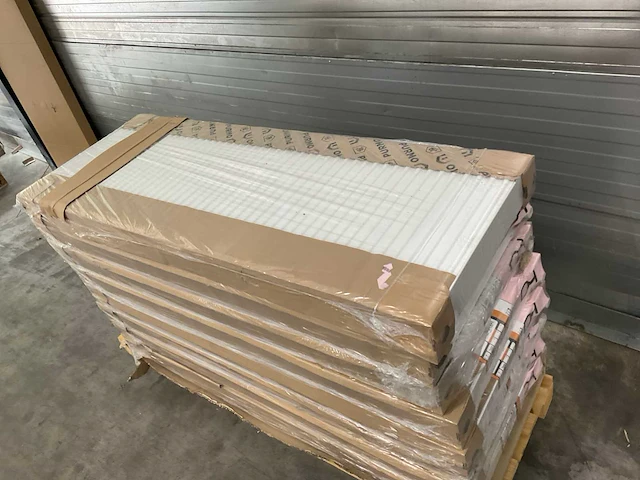 Radson tinos-h flex type 22 designradiator 2532w (4x) - afbeelding 1 van  11