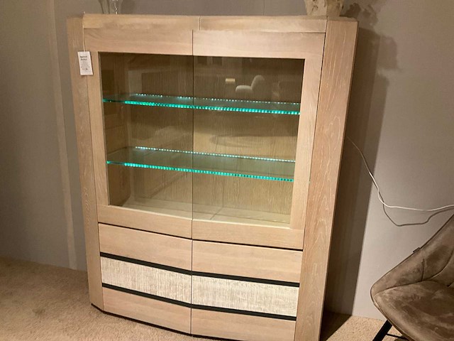 Raethuys eiken vitrinekast - afbeelding 1 van  8