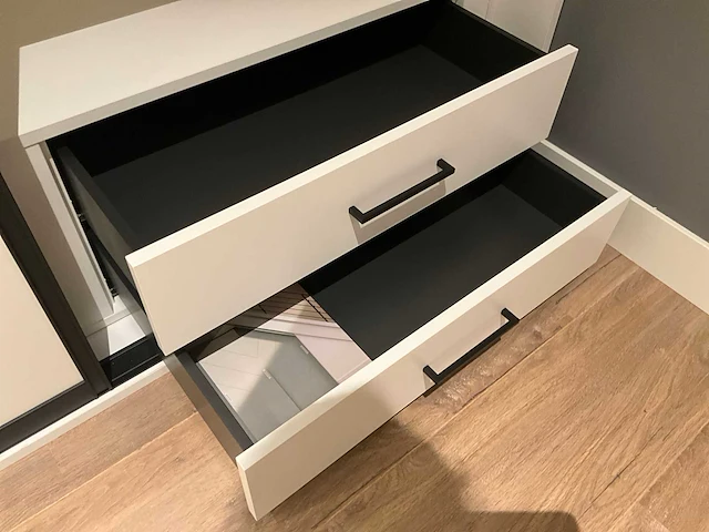 Raffito stretch + interieur schuidfeurenkast - afbeelding 6 van  8