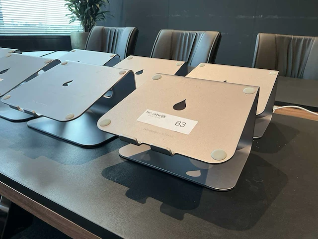 Rain design m-stand macbook beugel (4x) - afbeelding 1 van  3