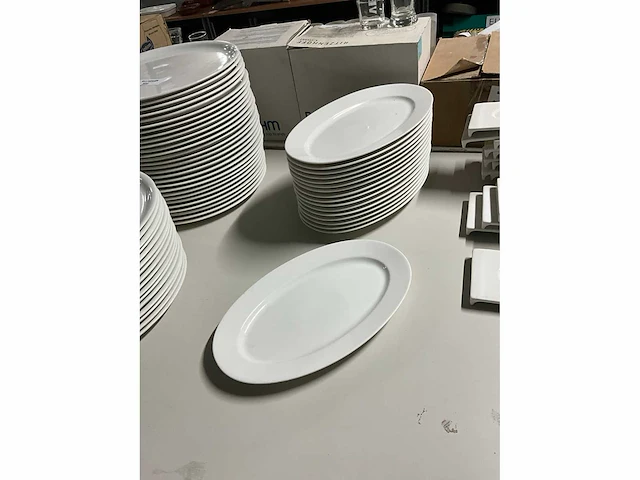 Rak ovale borden (17x) - afbeelding 2 van  5