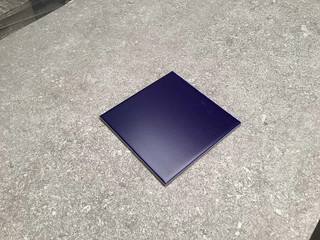 Rako dark blue mat wandtegel 14,8x14,8 cm 22 m² - afbeelding 4 van  5