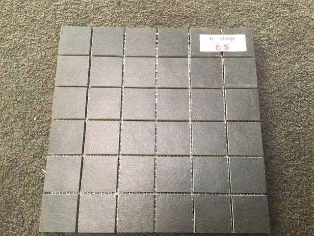 Rako extra black mat mozaïektegel 30x30 cm 21,85 m² - afbeelding 1 van  4