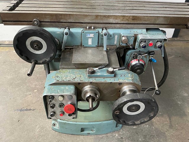 Rambaudi - heavy duty m3 - universal milling machine - afbeelding 4 van  10
