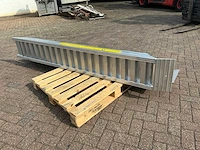 Ramp 6000 kg 2500 oprijbrug (2x) - afbeelding 5 van  7