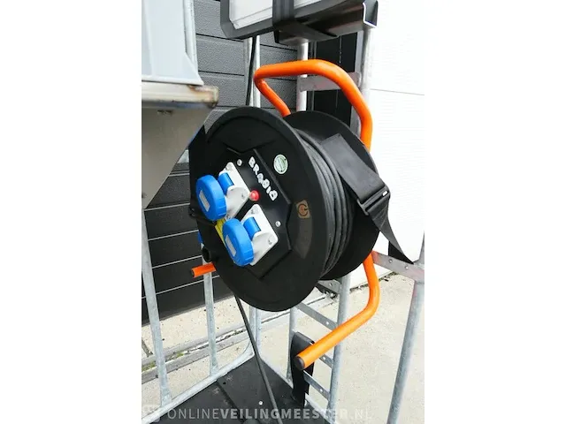 Rampterreinverlichtingsset met oa verlichtingsballon powermoon en aggregaat honda - afbeelding 6 van  15