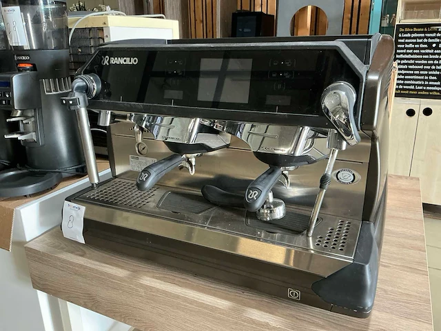 Rancilio classe 11 xcelsius 2groeps espressomachine - afbeelding 1 van  8
