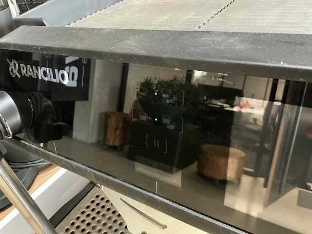 Rancilio classe 11 xcelsius 2groeps espressomachine - afbeelding 4 van  8
