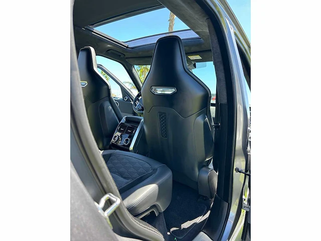 Range rover - sport - svr - personenauto - 2022 - afbeelding 2 van  13