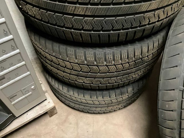 Range rover velg met band (4x) - afbeelding 2 van  8