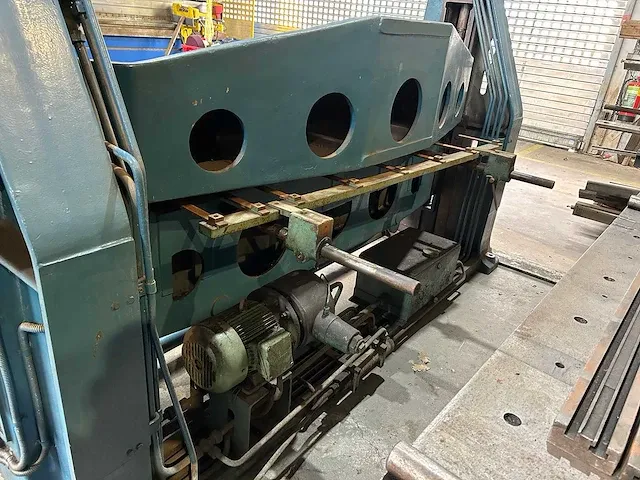 Ras - 70/1, 2040x5mm - zetbank, vouwbank - 1965 - afbeelding 2 van  12