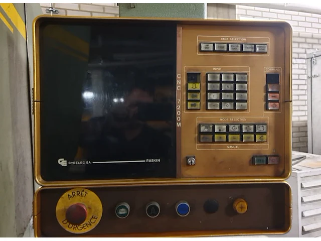 Raskin r52-p cnc ponsnibbelmachine - afbeelding 6 van  9