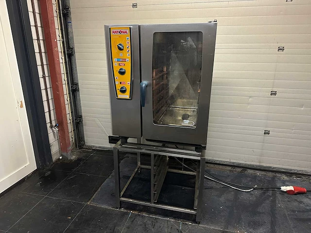 Rational - combimaster plus 101 - combisteamer - afbeelding 1 van  6