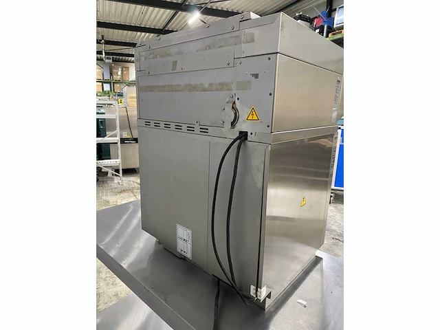 Rational - self cooking center xs 6 2/3e - combisteamer met ultravent condensatiekap - afbeelding 9 van  9
