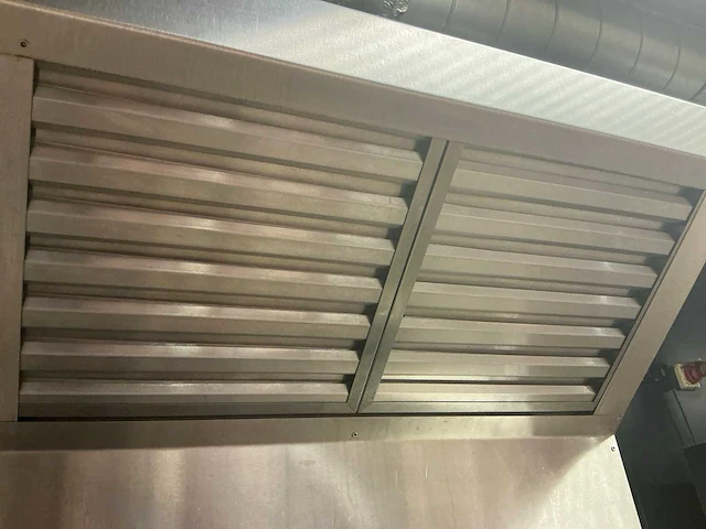 Rational cpc 101/105 heteluchtoven met stoom en grill functie - afbeelding 16 van  25