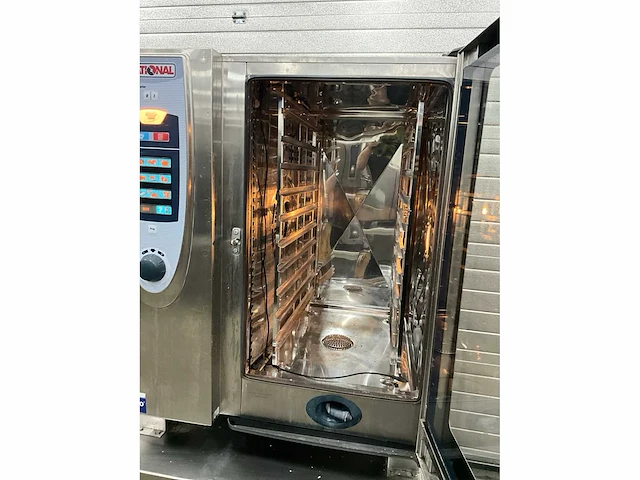 Rational scc 101 selfcooking center - afbeelding 11 van  14